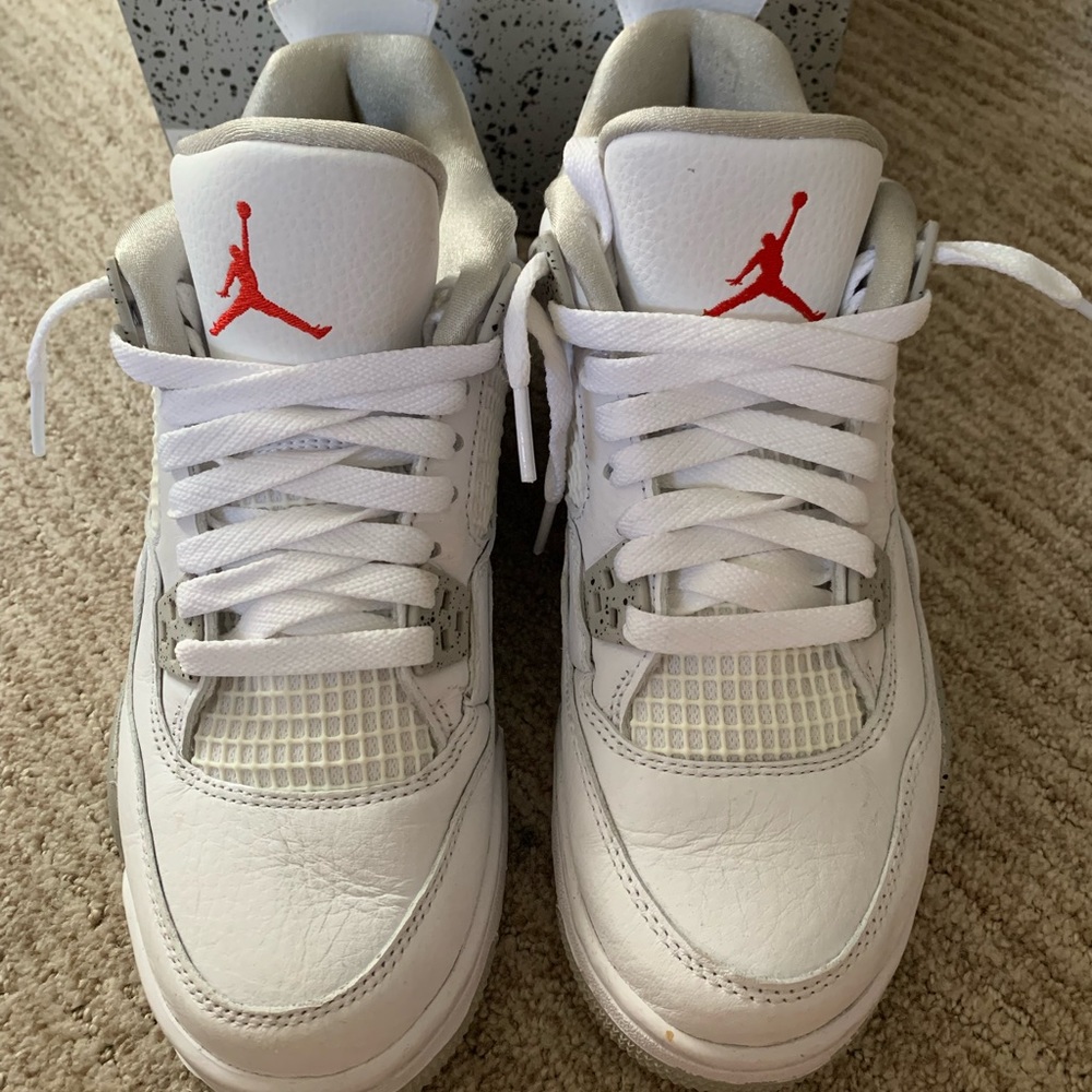 Air Jordan “White Oreo” 4 Retro (GS) 6Y